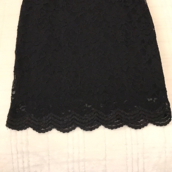 Sexy, lace dress. - Picture 3 of 4